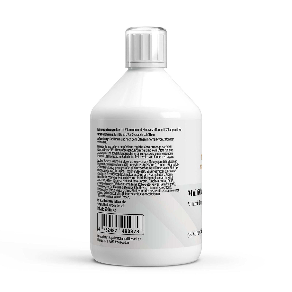 Frische Zitrusfrüchte und grüne Superfoods wie Spirulina symbolisieren die natürliche Vitalstoff-Vielfalt der MultiVitamin Basic Shots von The Vital Manufacture – Fokus auf Ganzheitlichkeit und Mikronährstoff-Balance.